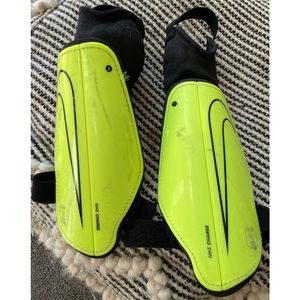 Youth soccer chin guards size 1